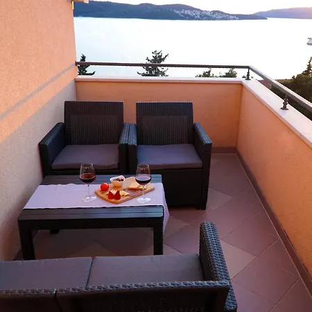 Cvita Apartments Trogir Exterior photo