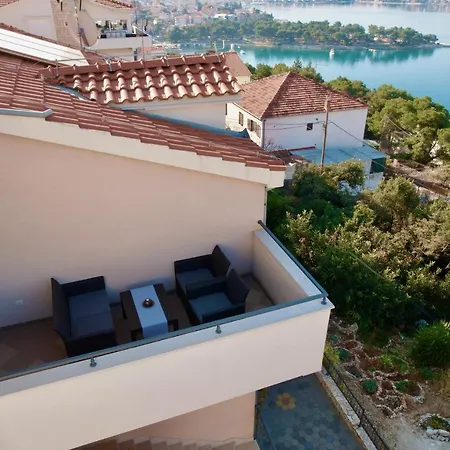 Cvita Apartments Trogir Exterior photo